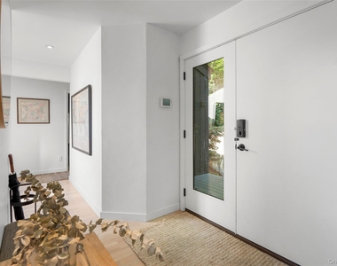 33 Dry Pond Road - Photo Thumbnail 5