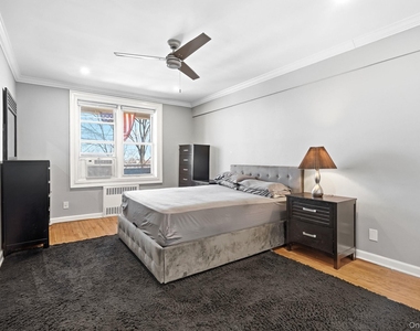 315 King Street - Photo Thumbnail 11