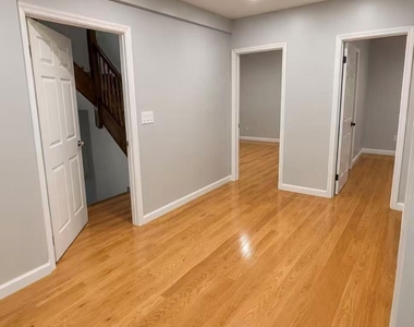 8753 95th Street - Photo Thumbnail 7
