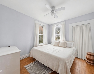 688 Myrtle Avenue - Photo Thumbnail 28