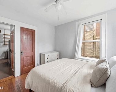 688 Myrtle Avenue - Photo Thumbnail 19