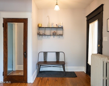 688 Myrtle Avenue - Photo Thumbnail 3