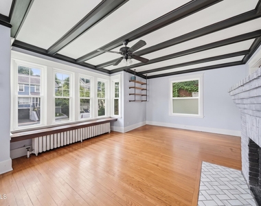 688 Myrtle Avenue - Photo Thumbnail 21