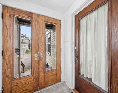 688 Myrtle Avenue - Photo Thumbnail 2