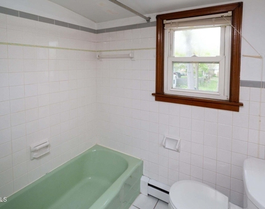 533 Church Road - Photo Thumbnail 12