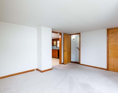 533 Church Road - Photo Thumbnail 2