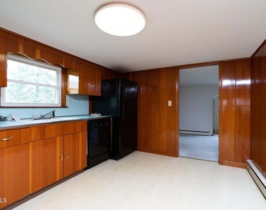 533 Church Road - Photo Thumbnail 8