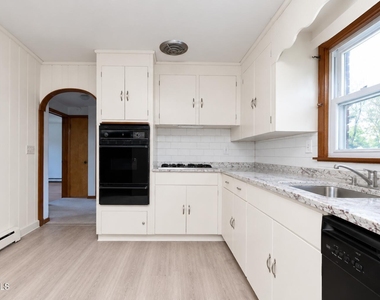 533 Church Road - Photo Thumbnail 16