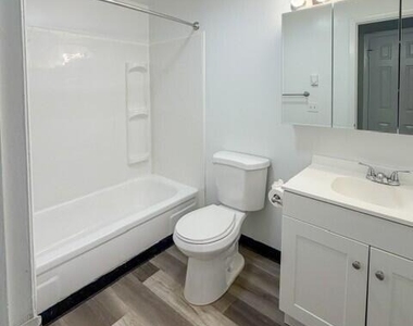 73 Spring Street - Photo Thumbnail 8