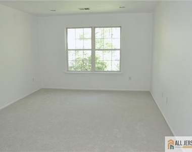 1704 Cypress Lane - Photo Thumbnail 5