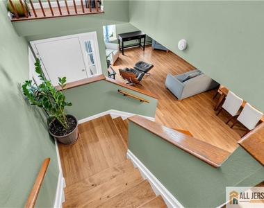 414 Andover Drive - Photo Thumbnail 20