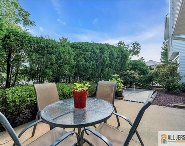 414 Andover Drive - Photo Thumbnail 31