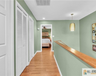 414 Andover Drive - Photo Thumbnail 23