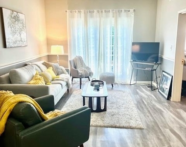 160 Durham Avenue - Photo Thumbnail 22