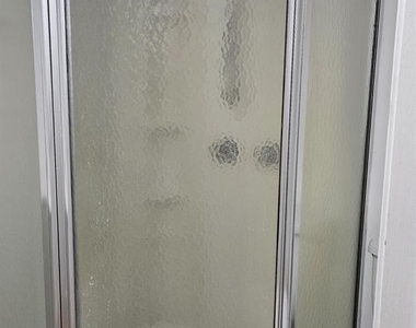 624 Carlock Avenue - Photo Thumbnail 17