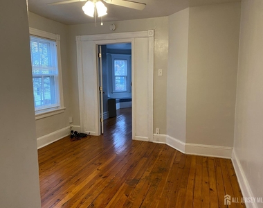 237 Montgomery Street - Photo Thumbnail 7