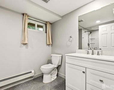 320 Suttons Lane - Photo Thumbnail 21