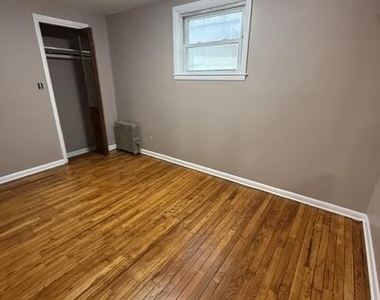 224 Madison Avenue - Photo Thumbnail 3