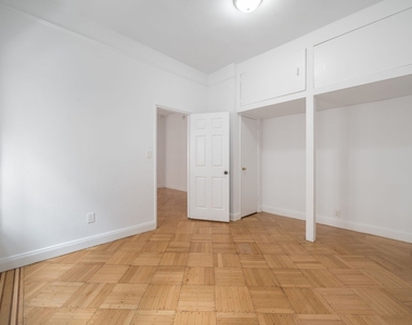 57 W 58th Street - Photo Thumbnail 4
