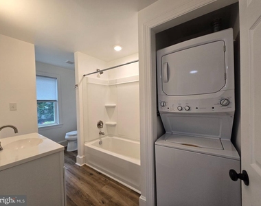 739 S Kent Street - Photo Thumbnail 10