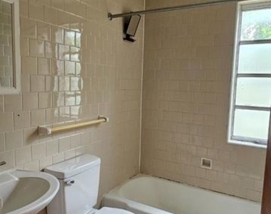 230 E Whitlock Avenue - Photo Thumbnail 8