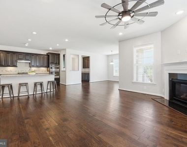 428 Alder Drive - Photo Thumbnail 21