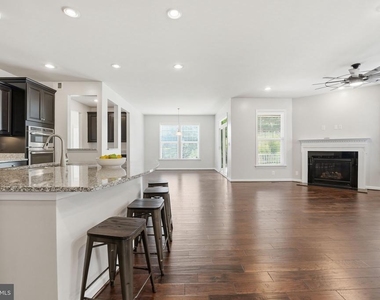 428 Alder Drive - Photo Thumbnail 13