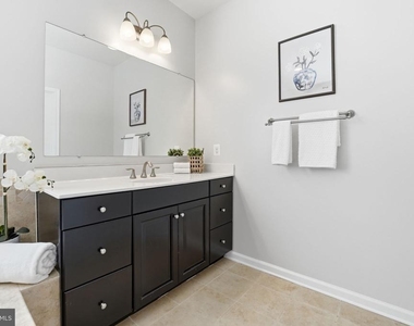 428 Alder Drive - Photo Thumbnail 36