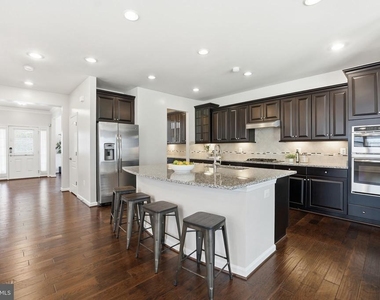 428 Alder Drive - Photo Thumbnail 16