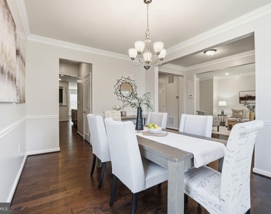 428 Alder Drive - Photo Thumbnail 9