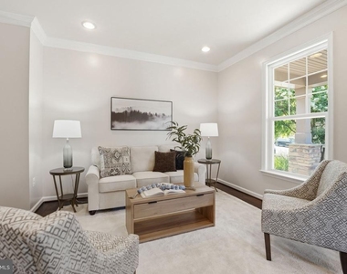 428 Alder Drive - Photo Thumbnail 5