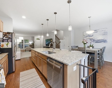 214 Shields Road - Photo Thumbnail 10