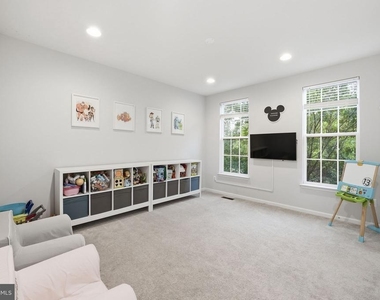 214 Shields Road - Photo Thumbnail 32