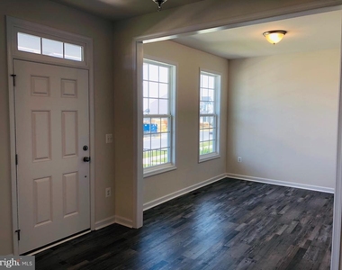 336 Boxelder Drive - Photo Thumbnail 4