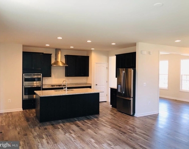 336 Boxelder Drive - Photo Thumbnail 11