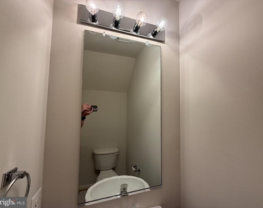 403 Independence Drive - Photo Thumbnail 27