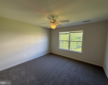 403 Independence Drive - Photo Thumbnail 38