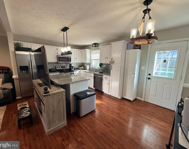 11704 Enchanted Woods Way - Photo Thumbnail 3