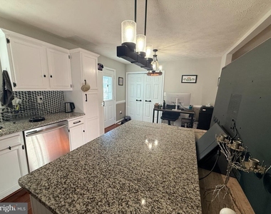 11704 Enchanted Woods Way - Photo Thumbnail 7