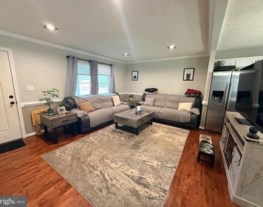 11704 Enchanted Woods Way - Photo Thumbnail 2