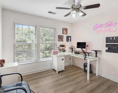 2599 Grayton Lane - Photo Thumbnail 16