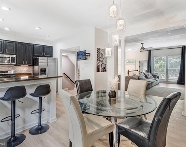 2599 Grayton Lane - Photo Thumbnail 5