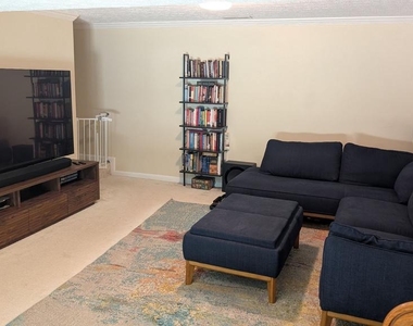 5264 Sudberry Lane - Photo Thumbnail 9