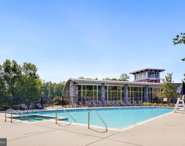 14899 Potomac Branch Drive - Photo Thumbnail 28