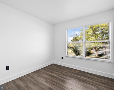 3669 Stewart Lane - Photo Thumbnail 20