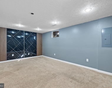 3669 Stewart Lane - Photo Thumbnail 25