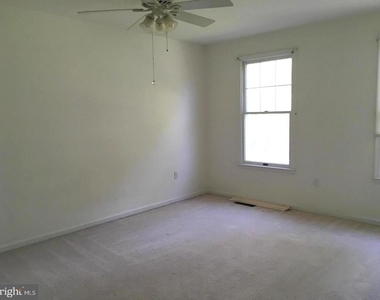 3875 Oriole Court - Photo Thumbnail 15