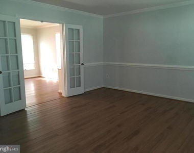3875 Oriole Court - Photo Thumbnail 11