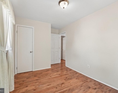 229 Cabbel Drive - Photo Thumbnail 22