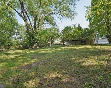 229 Cabbel Drive - Photo Thumbnail 44